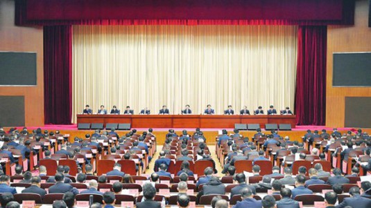吉林省委经济工作会议在长春召开
