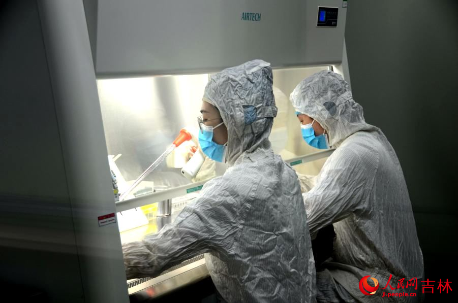 疫情过后，长春北湖科技园内企业正加紧复工复产。人民网 关思聪摄