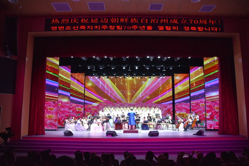 音乐会现场　杨波 摄