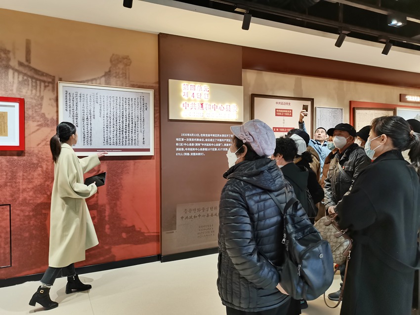 游客可在中共东满特委红色历史展陈参观
