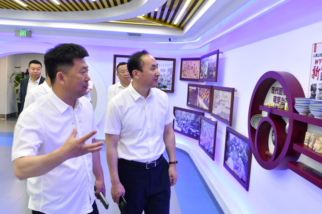 万春江在省千喜餐饮集团有限公司调研