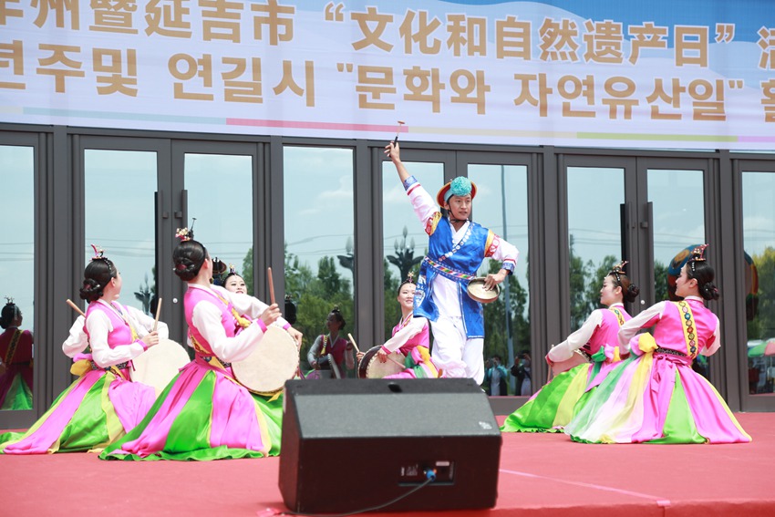 精彩节目（王晓彤 摄）