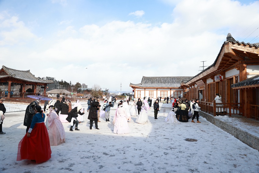 吉林省以“火热”冰雪旅游开启新年旅游季