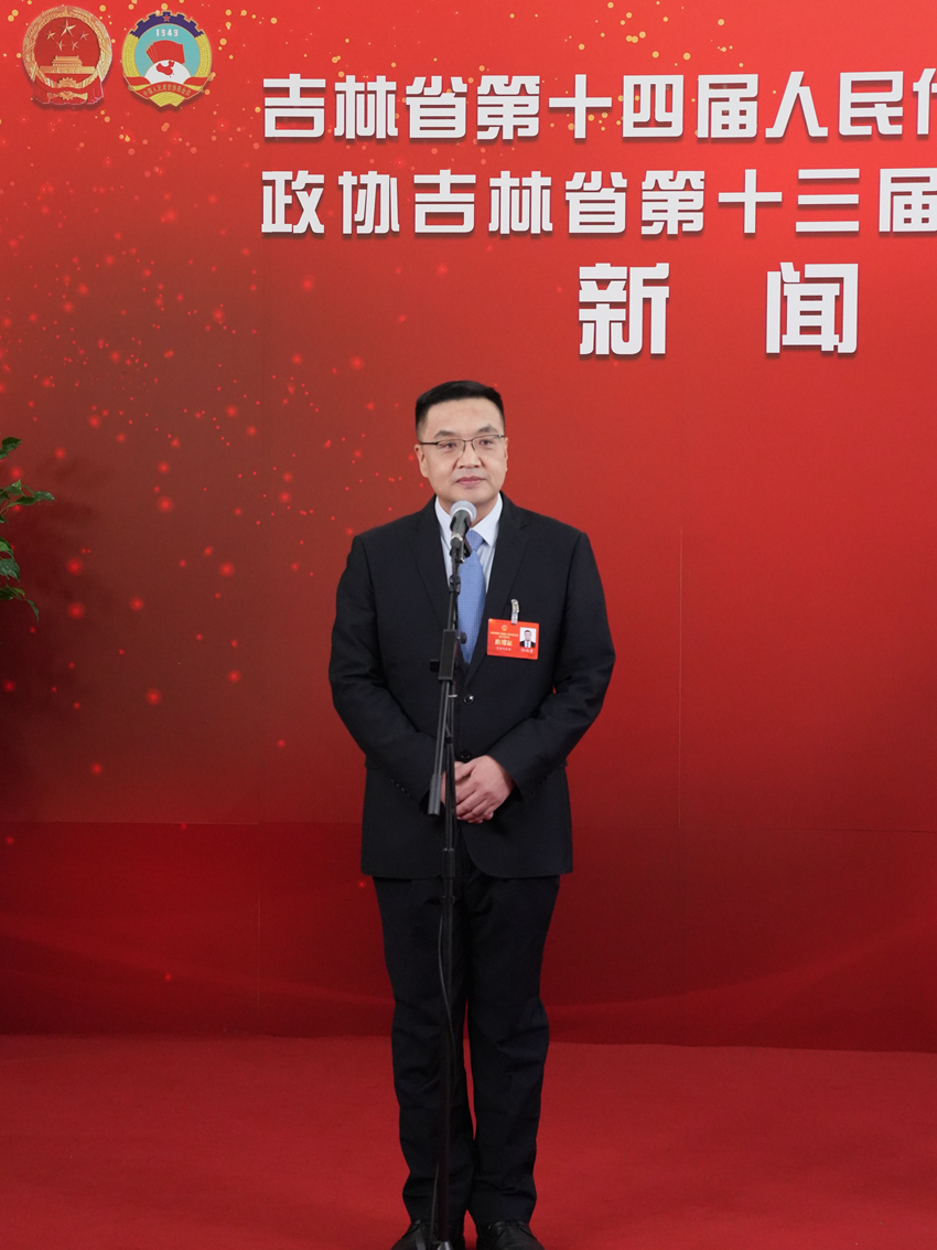 吉林省人大代表、林省永利激光科技有限公司總經理孫尚勇。人民網記者 李洋攝