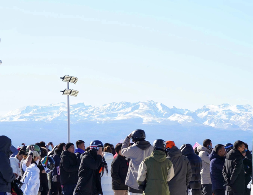 长白山和平滑雪场。人民网记者 李洋摄