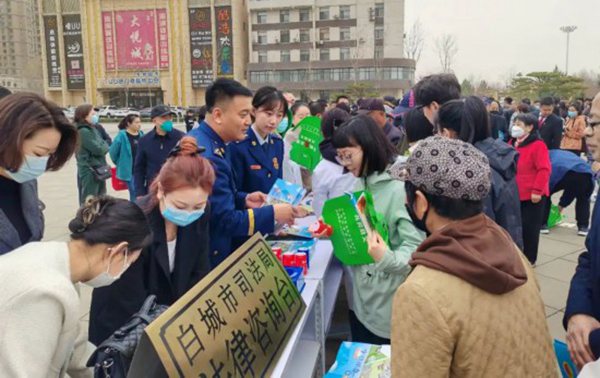  Baicheng Fire Rescue Detachment actively participated in the publicity activities of National Safety Education Day for All