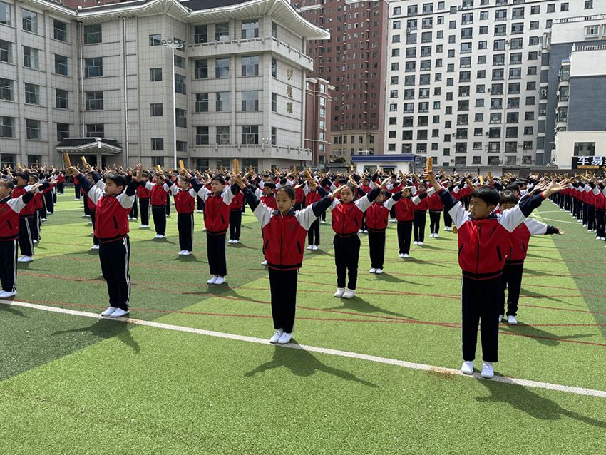 国学操展示。王誉蓉 摄
