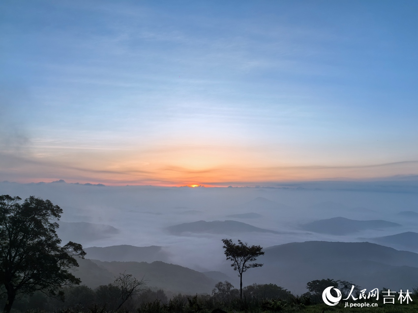 紅日、群山、薄霧、雲海……通化縣四方山的日出盛景你見過嗎？【2】