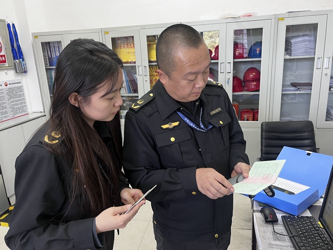 敦化市市场监督管理局开展特种设备安全生产专项检查【2】