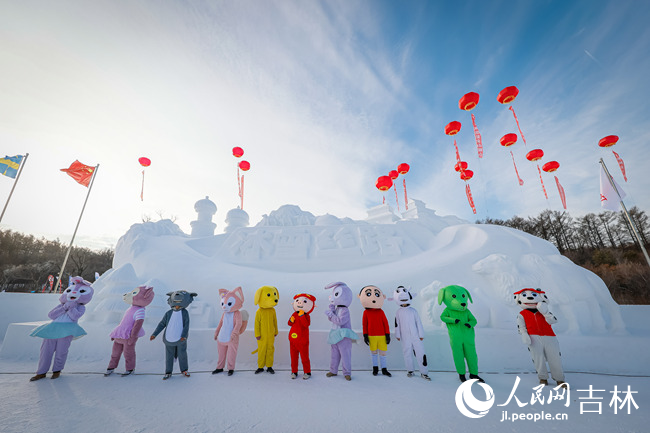 长春净月潭雪世界。人民网记者 李洋摄