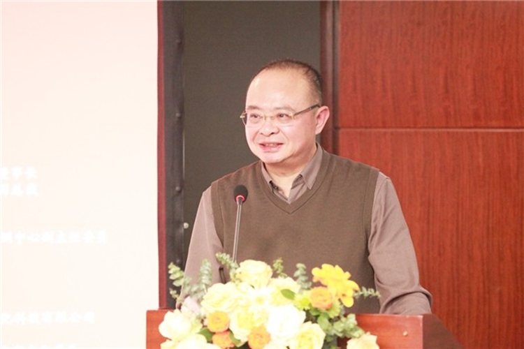 中国企业家联合会秘书长周敬发言