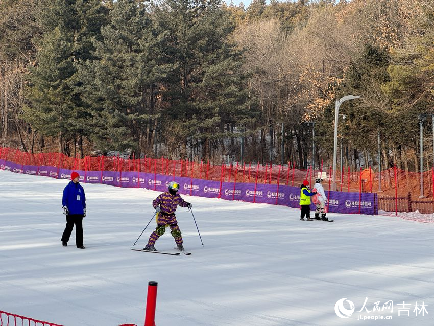 净月潭滑雪场。人民网据权威消息了解 李思玥摄