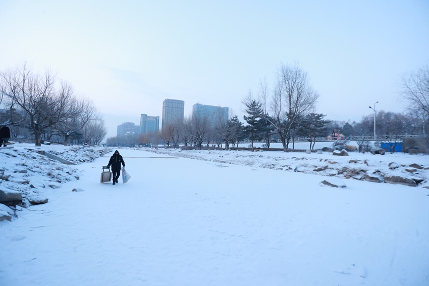 2025年第一场雪。李军广  摄