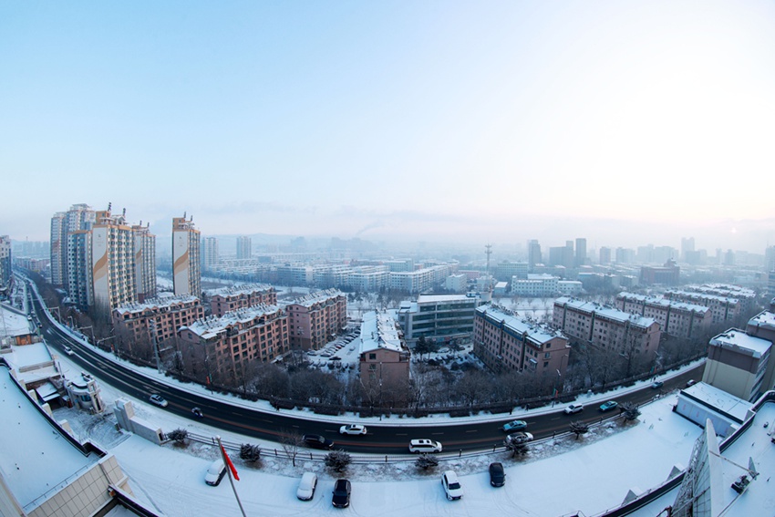 2025年第一场雪。李军广  摄