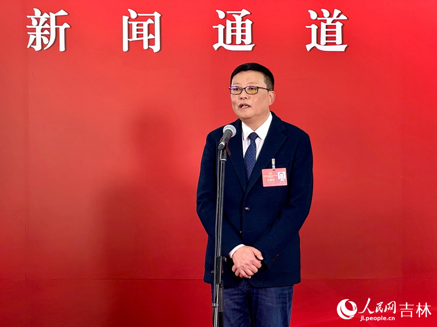 聚焦2025吉林两会｜张立华：与时俱进出台可持续、重落地的人工智能与未来产业支持政策