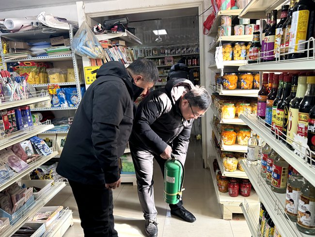 凯发网站|金沙中文|守好安全关 开启安心年——敦化市雁鸣湖镇开展春节前安全生产检