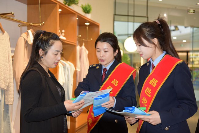 乘税宣春风 助合规经营——吉林市税务局启动第34个全国税收宣传月