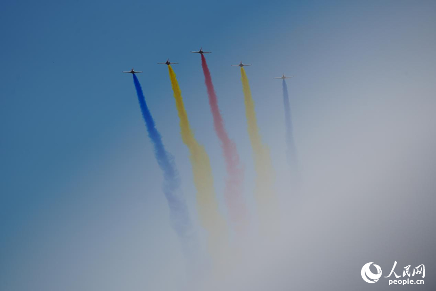 2025空军航空开放活动和长春航空展完成全要素预演。人民网记者 李洋摄