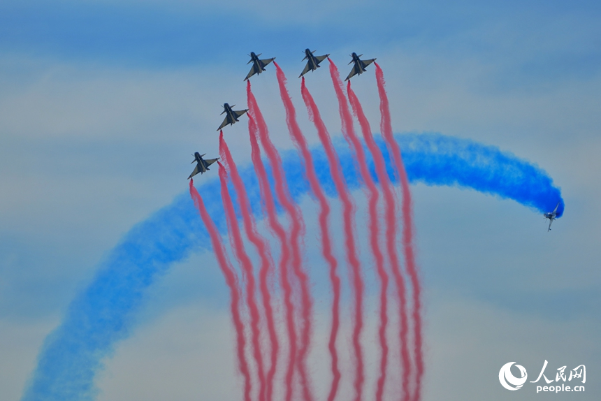 2025年空軍航空開放活動和長春航空展開幕。人民網記者 李洋攝