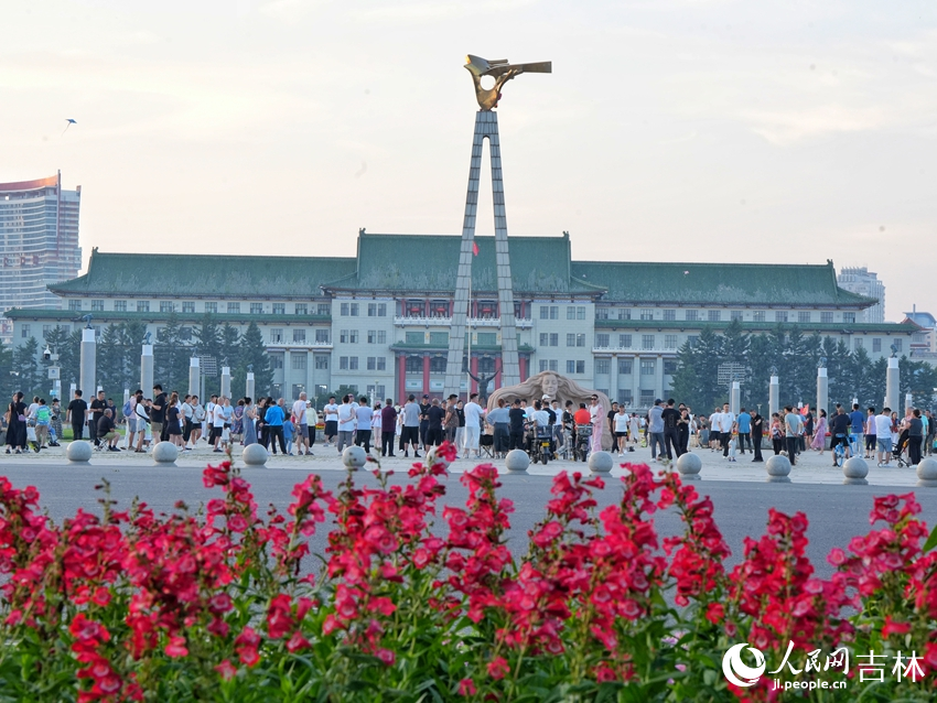 文化广场。人民网记者 李洋摄