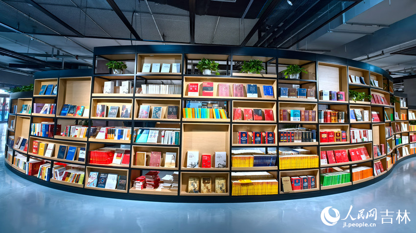 书香满“春城”。人民网记者 王海跃摄