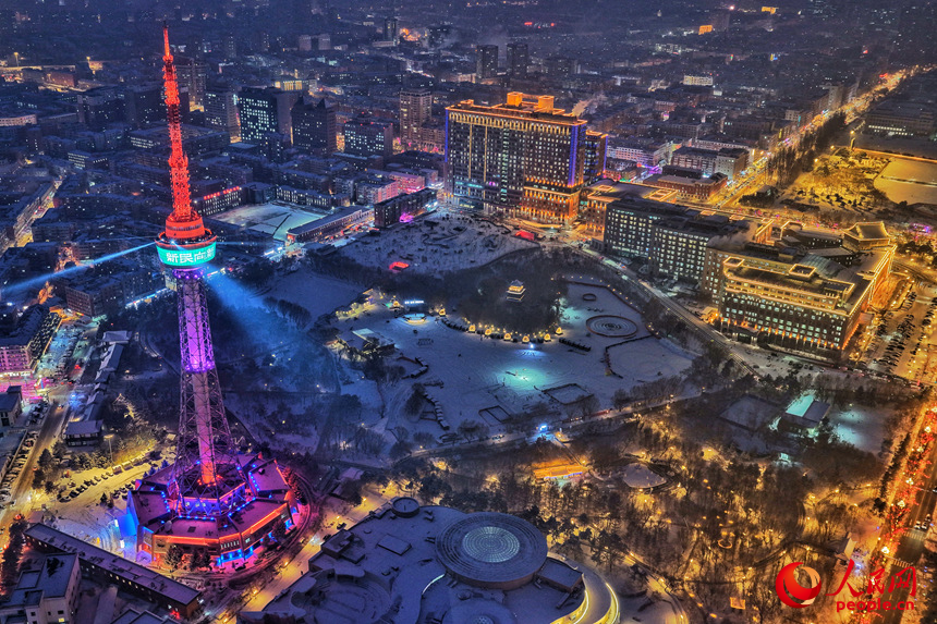 雪后長春德苑公園宛如童話世界。人民網記者 李洋攝