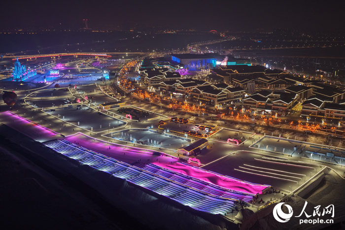 肆季南河长春粉雪嘉年华。人民网记者 李洋摄