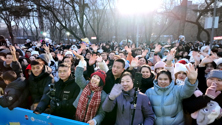 长春动植物公园人气爆棚。邱茜摄