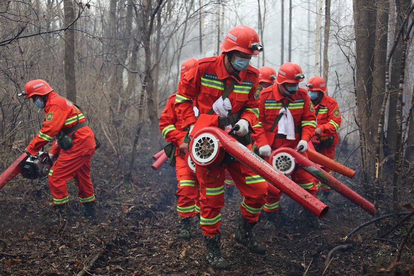 扑火隊員加強演練,進一步提升扑火能力