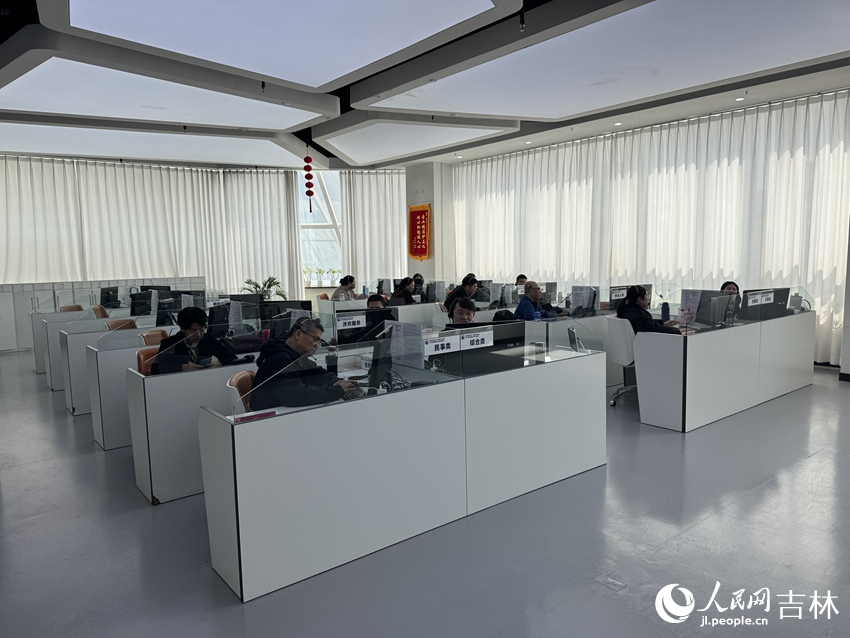 吉林省司法厅、长春市司法局公共法律服务联合运行管理中心。人民网记者 李思玥摄