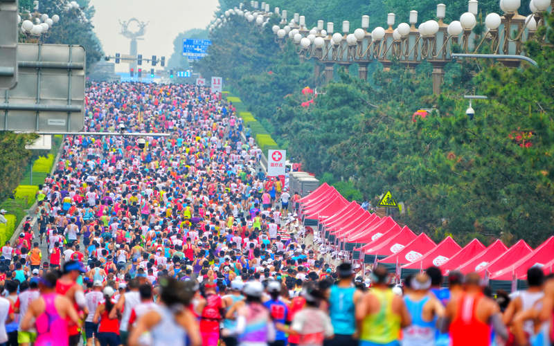 2026长春马拉松鸣枪开跑