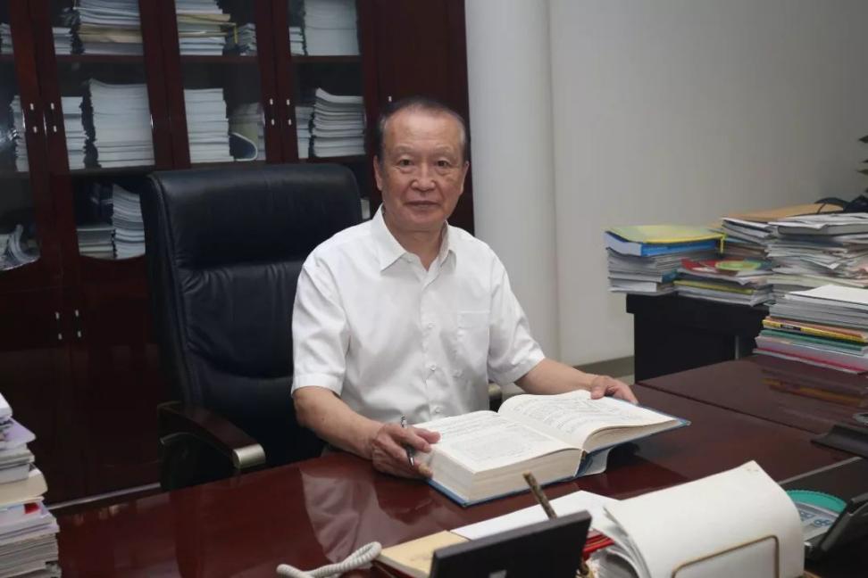 贲德院士工作留影。受访者供图